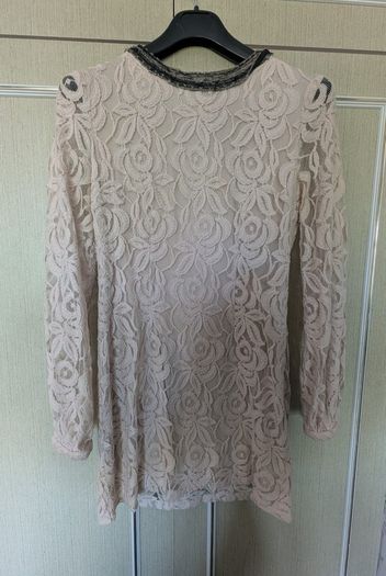 Vintage-style lace mini dress