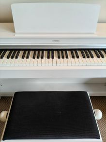 Piano Yamaha Arius YDP-163