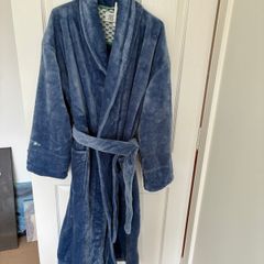 The white stuff dressing gown