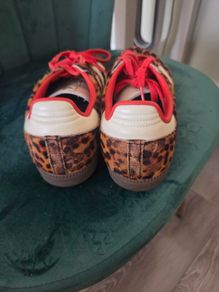 womens trainers
