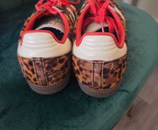 womens trainers