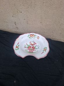 Vintage ceramic barber bowl postage possible