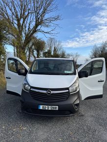 Opel Vivaro 2015