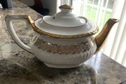 Gibson teapot