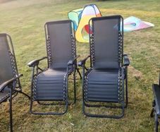 sun loungers