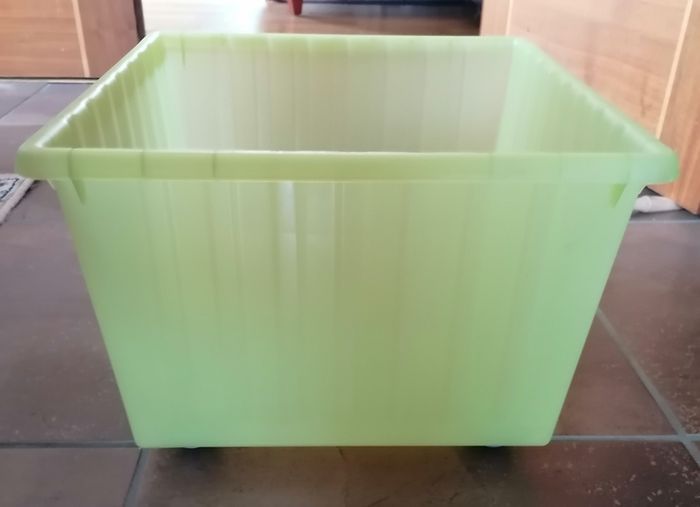 Storage Box on Castors
