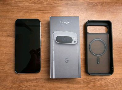 Google Pixel 9 Pro XL 256 GB with Original Box