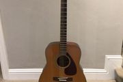 Yamaha fg200 vintage acoustic