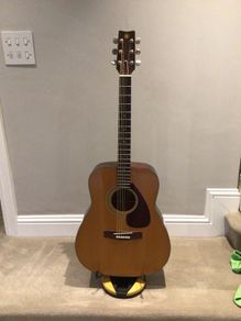 Yamaha fg200 vintage acoustic