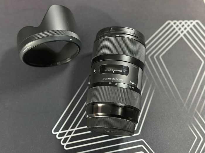 Sigma 18-35mm F1.8 lens