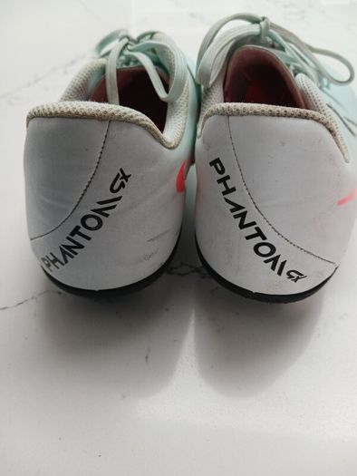 Nike Phanthom football boots