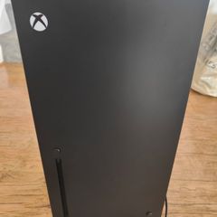 Official Xbox Series X Replica Mini Fridge (10L)