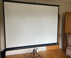 Elite Projector Screen