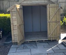 Garden shed - almost new