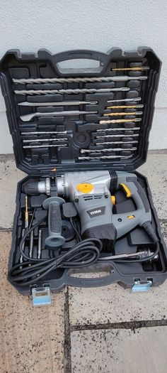 Titan Rotary Hammer - TTB63ISDS