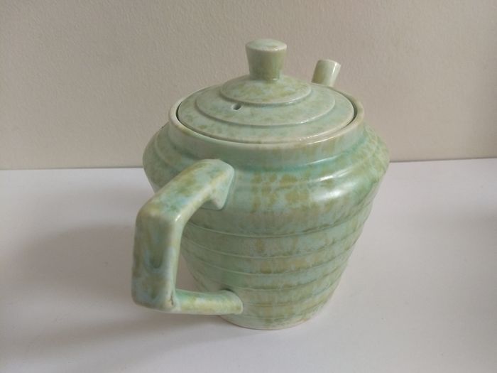 Stunning Art Deco 'Windsor Step' Shaped Teapot by Wade Heath, with a Stunning Rare Mottled Mint Green Glaze, Circa 1930+