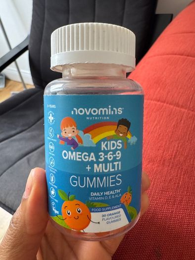 Kids multivitamin gummies