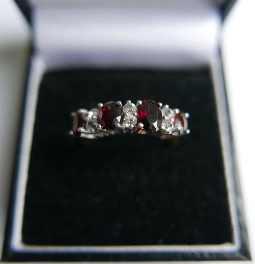 Vintage14K Gold 585 Ring With  Diamonds and Rubies Ring size P1/2 - 2,9g