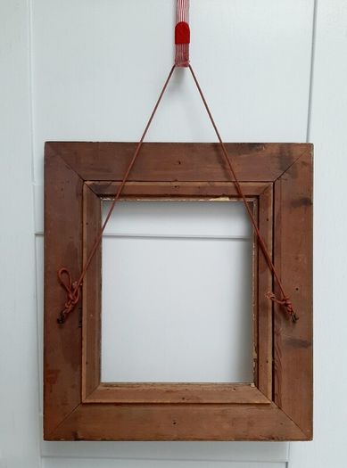 Antique gilt picture frame