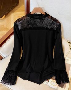 BNWT Beautiful Black Blouse size 18