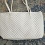 New Handbag Image 4