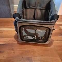Dog carrier fir bike.. NEW. Never usee