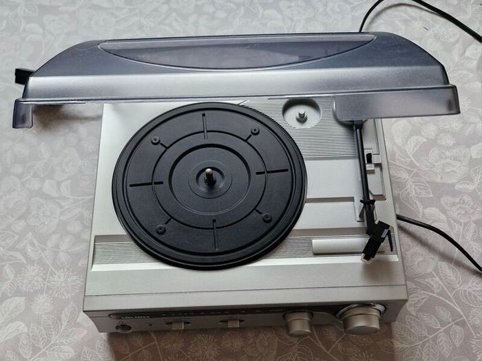 Bush Radio Turntable
