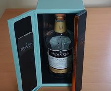 Midleton Very Rare Barry Crockett box and bottle