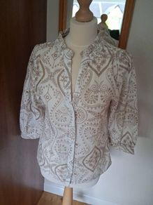 Beautiful New Smashed Lemon Embroidery Anglaise Top Size 10