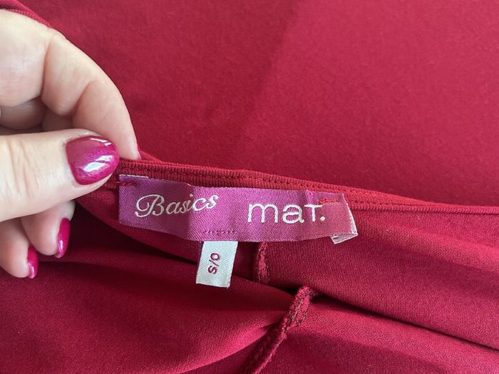 Ladies Long Sleeved Raspberry Pink Top from Basic Mat. Size UK 20-22 / EU 48-50