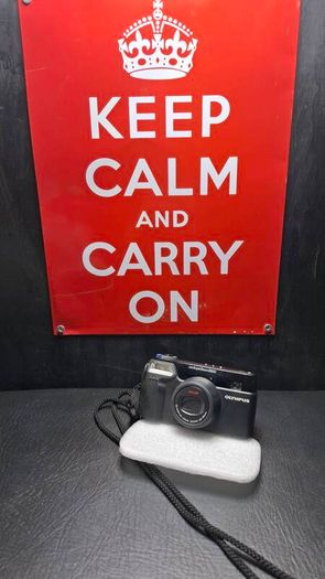 Olympus  SuperZoom 2800 Point & Shoot 35mm Film Camera READ!