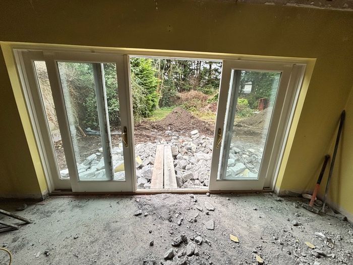 Sliding Door