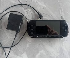 PSP E1000 "Street" Black