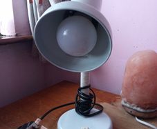 Desk lamp