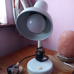 Desk lamp