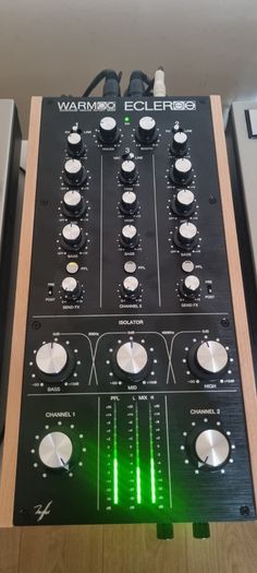 Ecler WARM 2 DJ Mixer