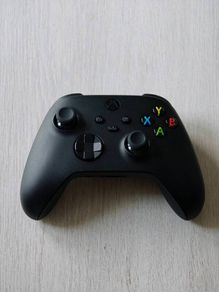 Xbox controller with carry case
