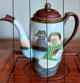 Japanese Ceramic Satsuma Moriage Coffee Set