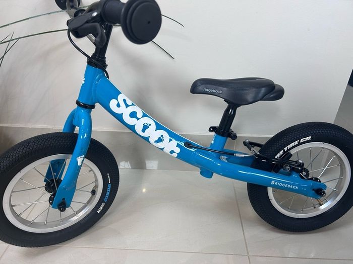 Ridgeback scoot balance bike barely used