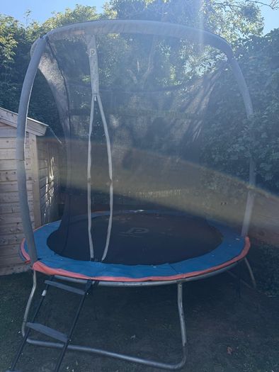 Trampoline