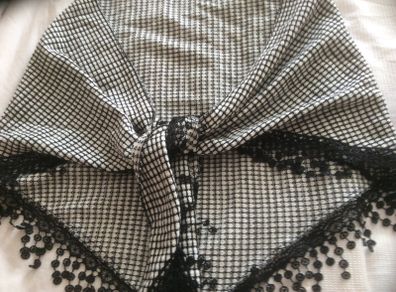 New black check scarf