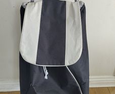Shopping trolley (broken)