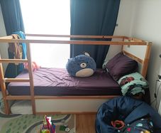 kura kids bed