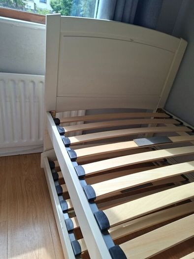 Single bed with guest bed