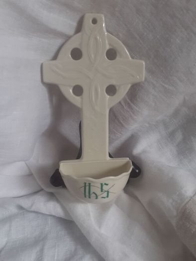 Donegal Fine Parian China Celtic Font