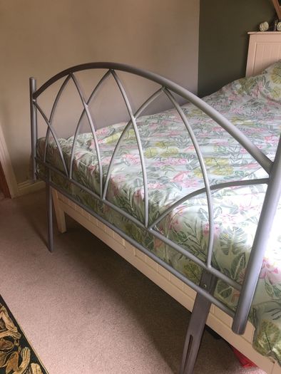 Headboard doublebed