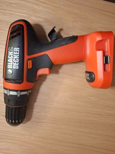 Black & Decker CP12 cordless drill + accessories