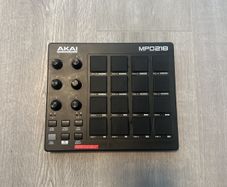AKAI MPD218 Pad Controller