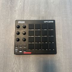 AKAI MPD218 Pad Controller