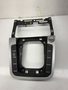 2016 Volkswagen Passat B8 Gear Selector Surround Trim 3g2864263 A2l4b5s